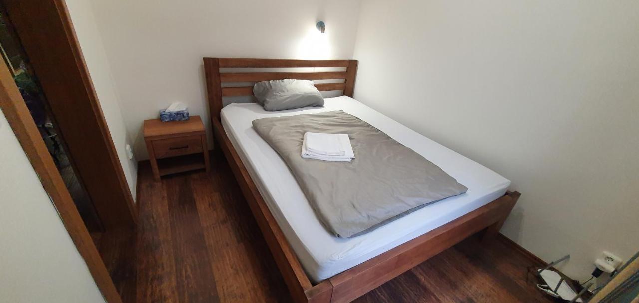 קרלובי וארי Apartman 63M2 S Balkonem V Lazenskem Centru מראה חיצוני תמונה